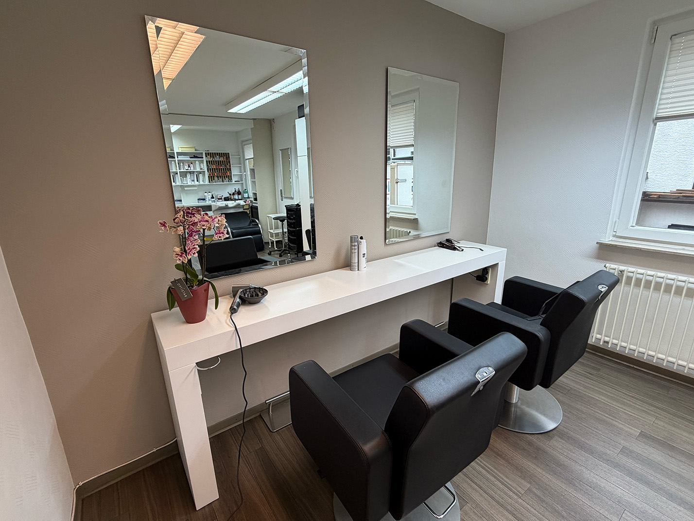 barsan-salon-vaihingen-ansicht-6